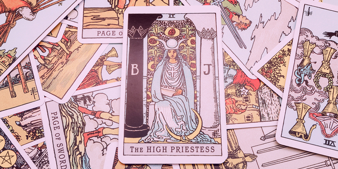 Unpacking the Tarot - The High Priestess